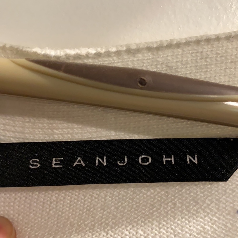Sean John Sweater - Picture 2 of 3